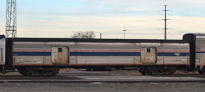 AmtkBaggage1242
