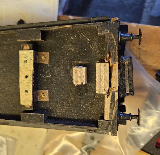 20260508_154845-coupler