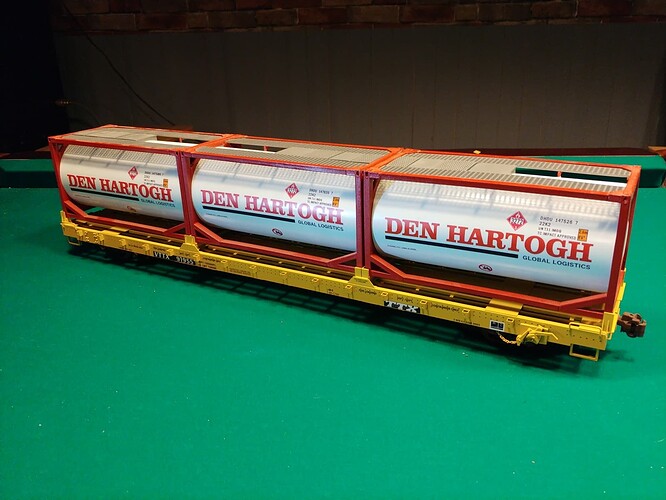 2025-12-03-12-44-02-511