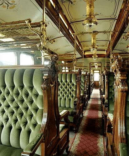 Dutch train carriage _ 1904